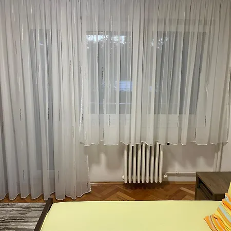 Nele Lägenhet Zrenjanin